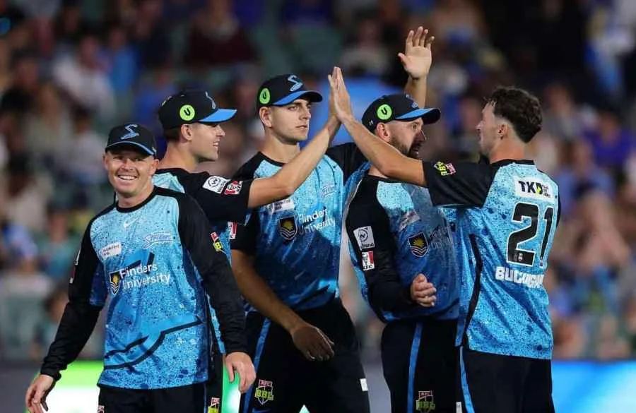brisbane heat vs adelaide strikers match scorecard